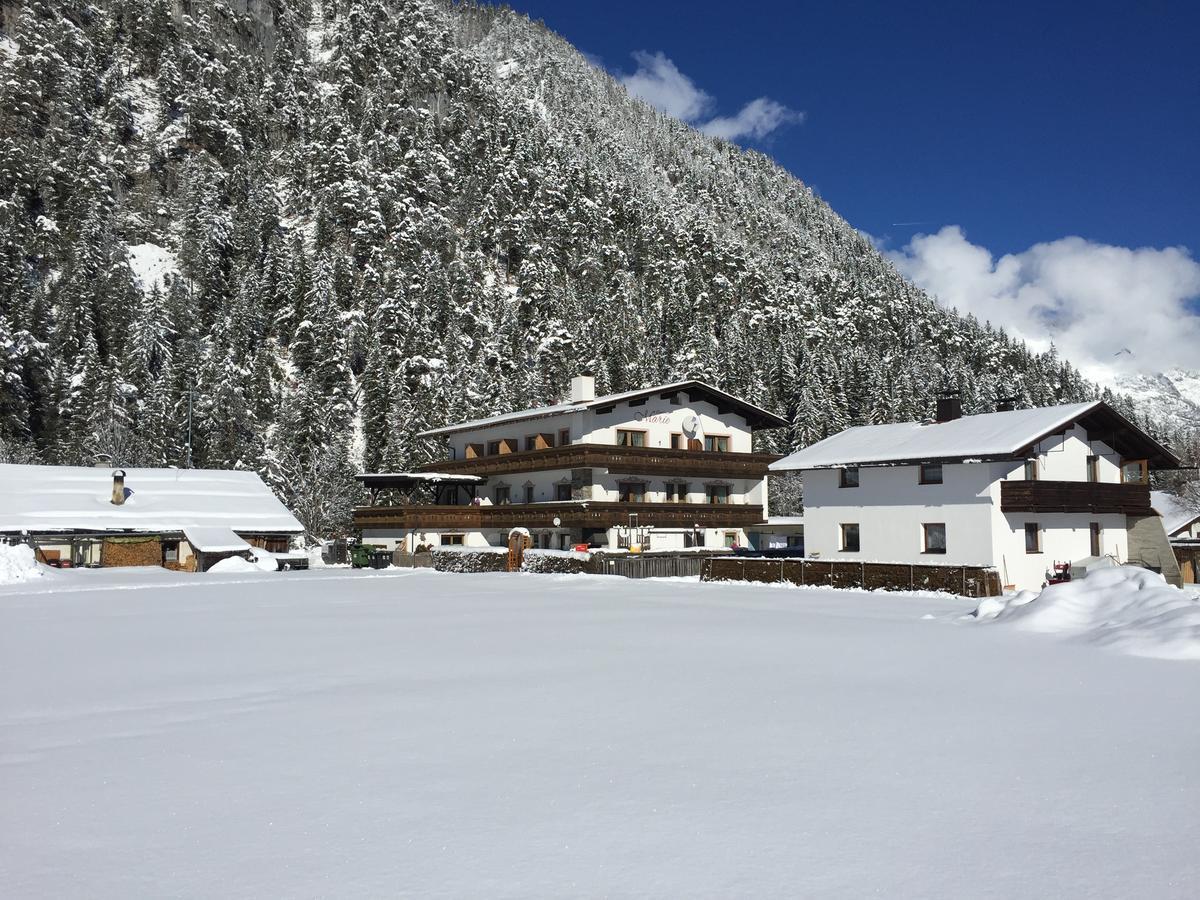 Pension Und Apartments Landhaus Marie Leutasch Exteriér fotografie