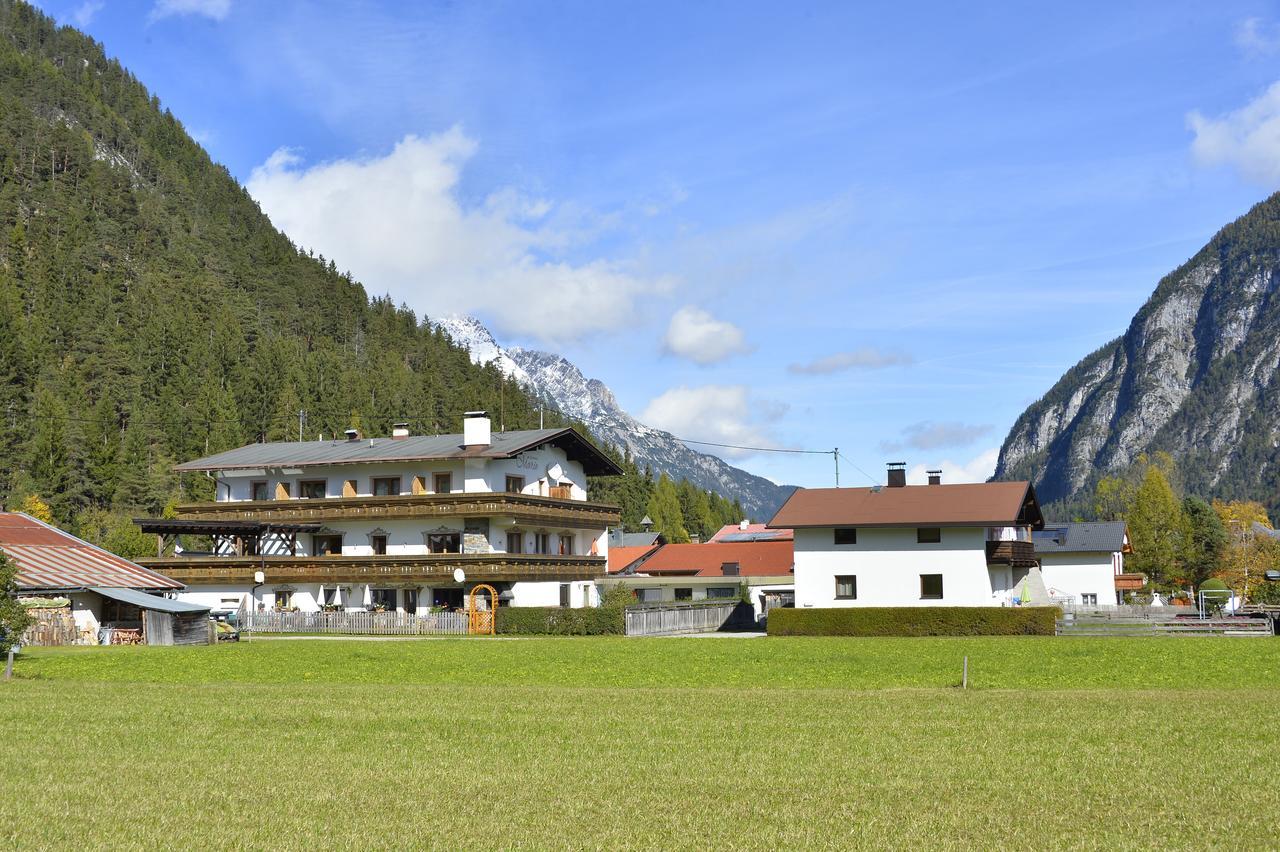 Pension Und Apartments Landhaus Marie Leutasch Exteriér fotografie