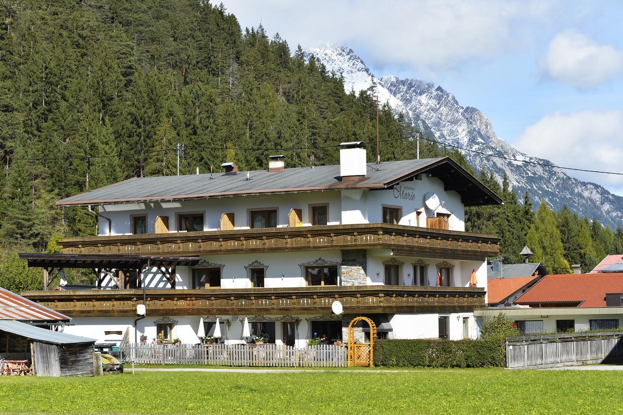 Pension Und Apartments Landhaus Marie Leutasch Exteriér fotografie