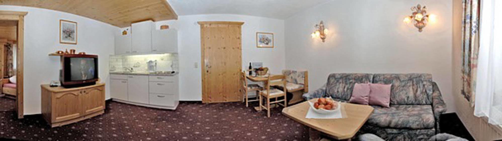 Pension Und Apartments Landhaus Marie Leutasch Exteriér fotografie